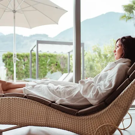 Hotel Tiefenbrunn Gardensuites&Breakfast-3
